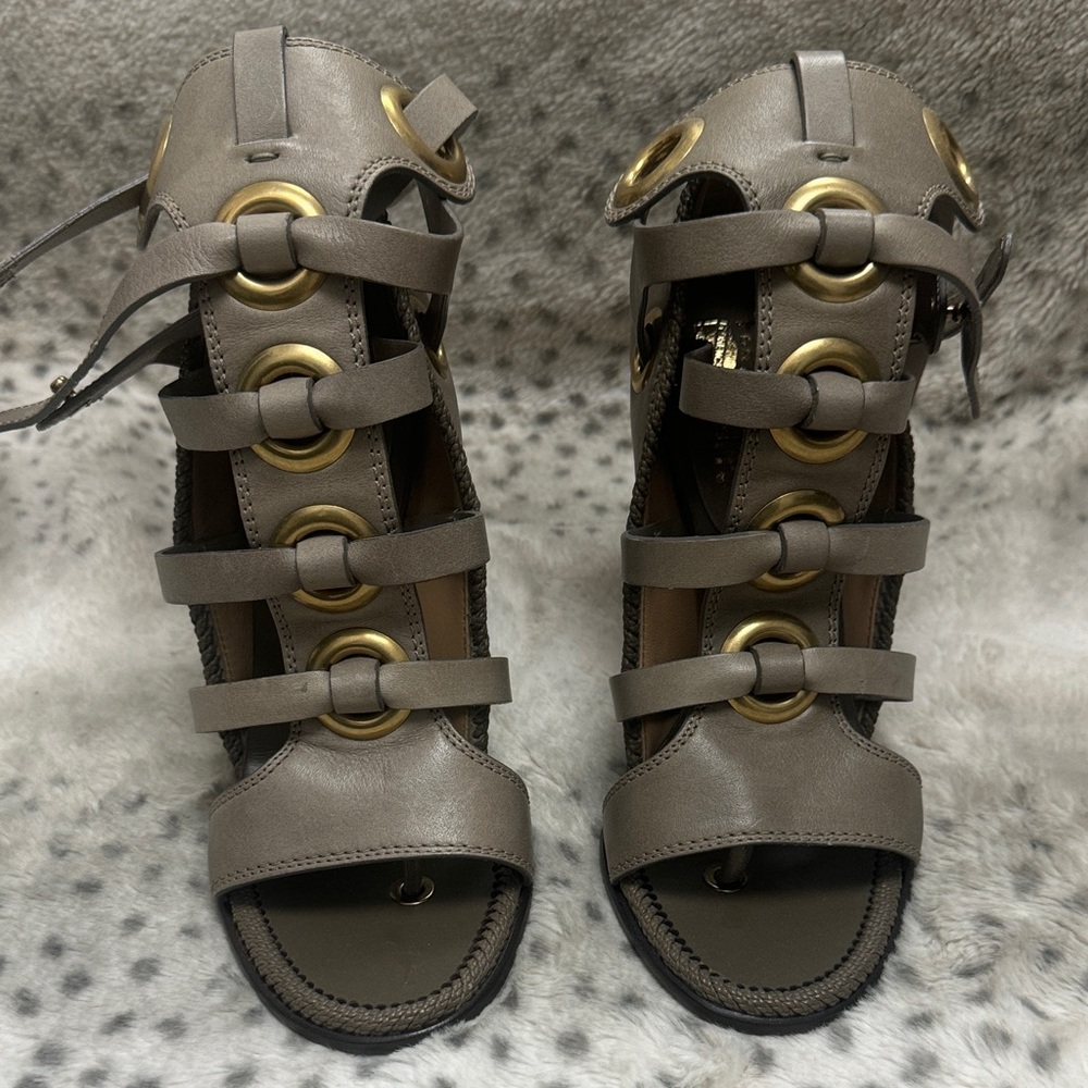 NEW Ferragamo Shyla Gladiator Leather Sandals Black Gold Grommet Heels